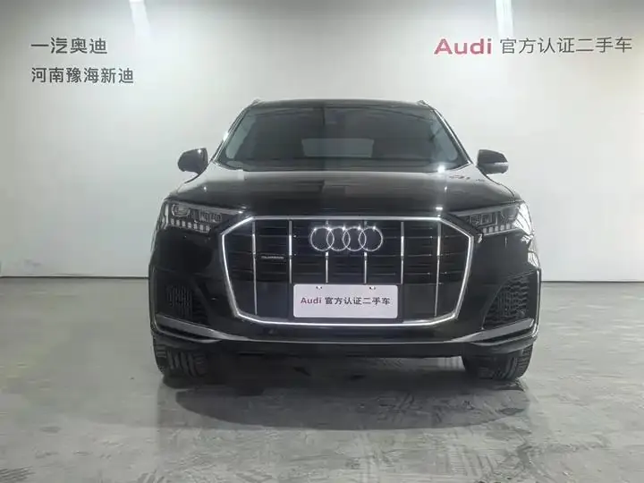 Audi Q7 2023 55 TFSI quattro S line Sport 2