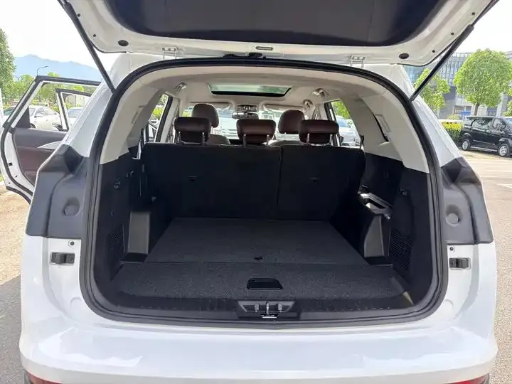 Jetour X90 PLUS 2023 to 1.6TD DCT Villa 5 14
