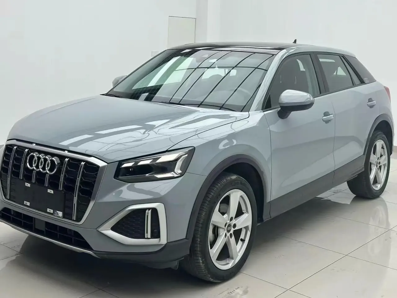 Audi Q2L 2022 35 TFSI Enterprising and Elegant - View 1