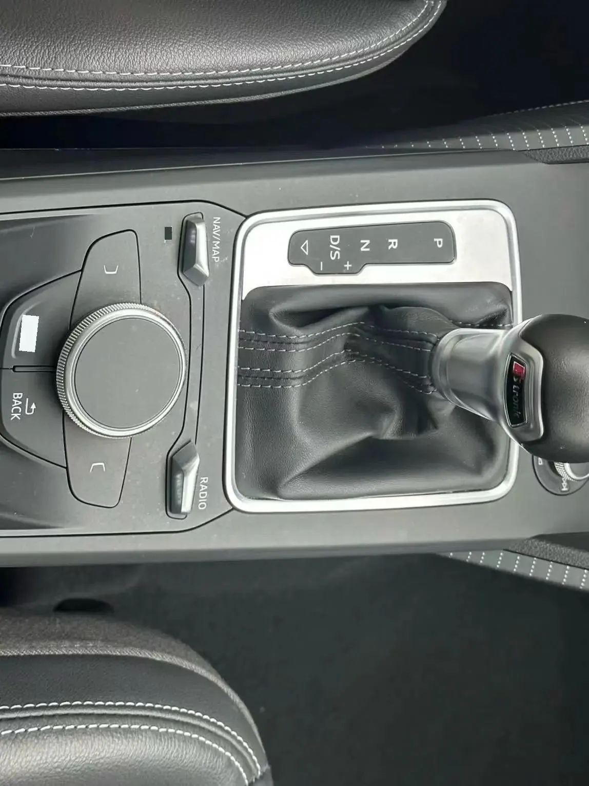 Audi Q2L 2022 35 TFSI Enterprising and Elegant 3