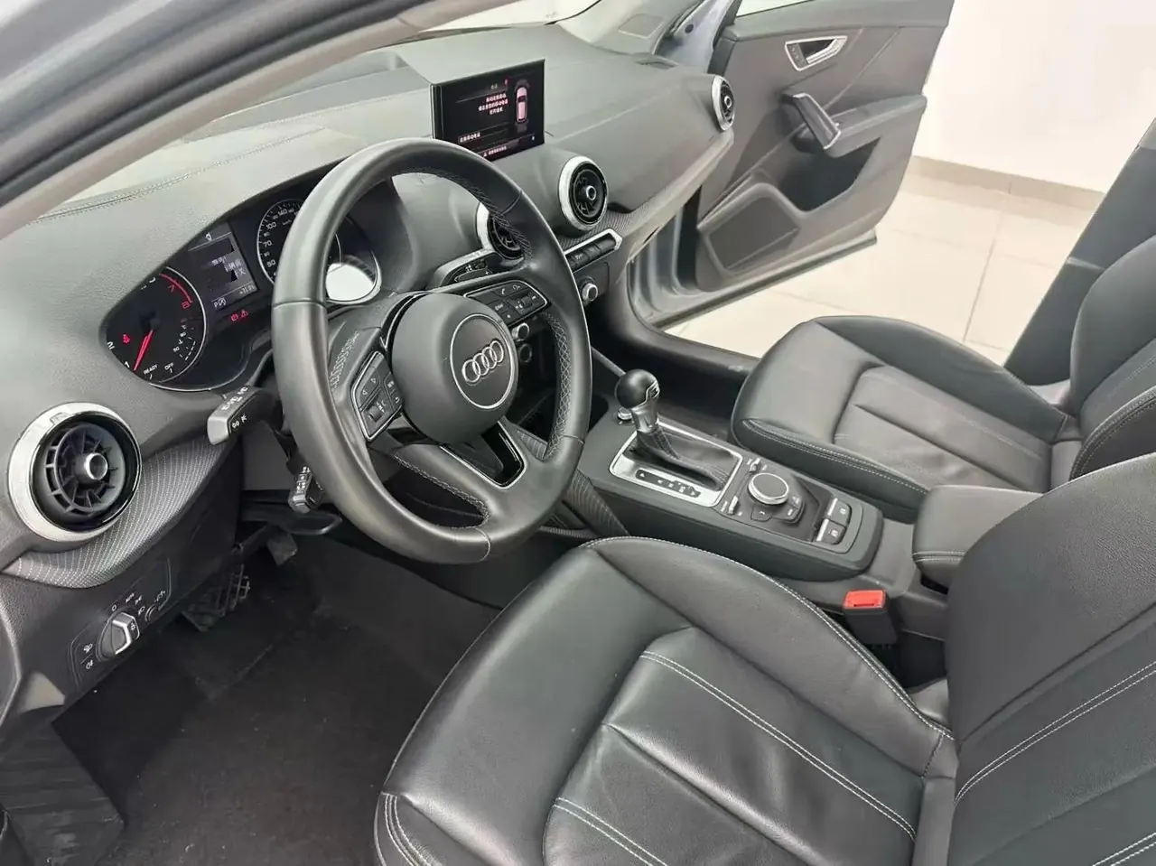 Audi Q2L 2022 35 TFSI Enterprising and Elegant 5