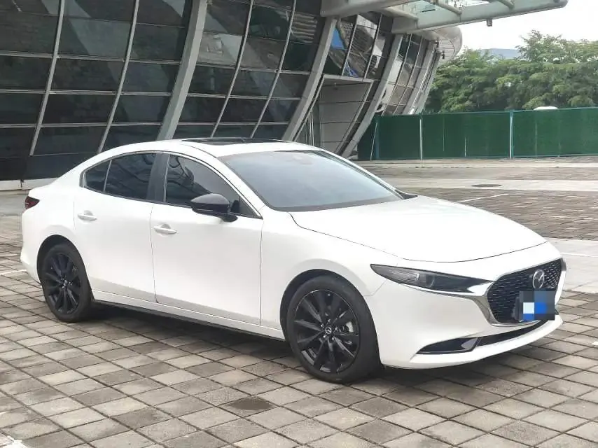 Mazda 3 Onksera 2022 2.0L Automatic Quality Shining Obsidian Edition 3