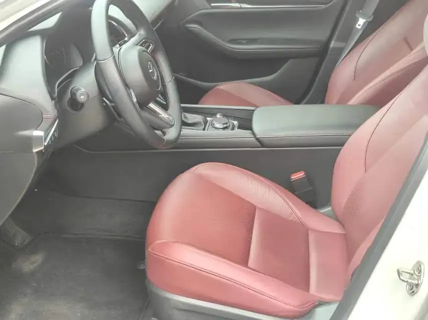 Mazda 3 Onksera 2022 2.0L Automatic Quality Shining Obsidian Edition 8