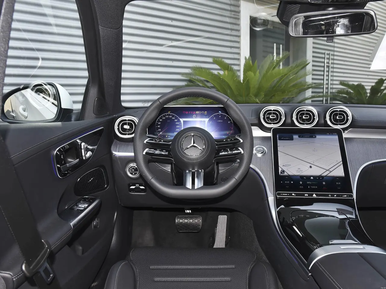 Mercedes Benz C- Class 2023 C 260 L Sport Edition 4