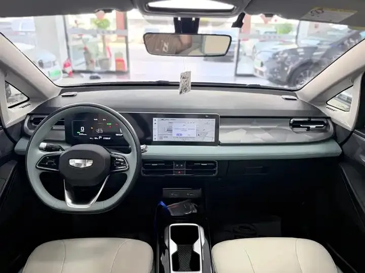 Geely Geometry E Firefly 2023 401KM Linglong Tiger 5 9
