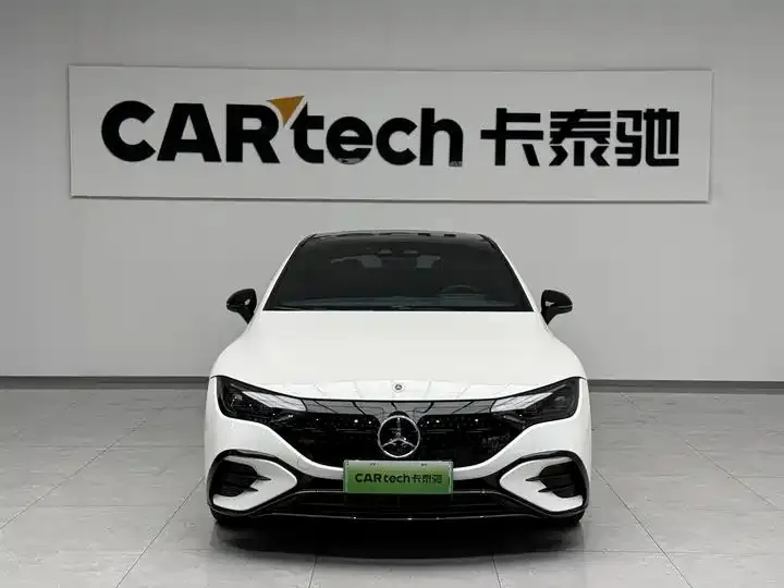 Mercedes Benz EQE 2022 350 Model Special Edition 3
