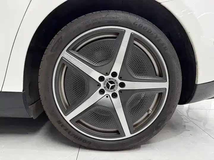Mercedes Benz EQE 2022 350 Model Special Edition 9