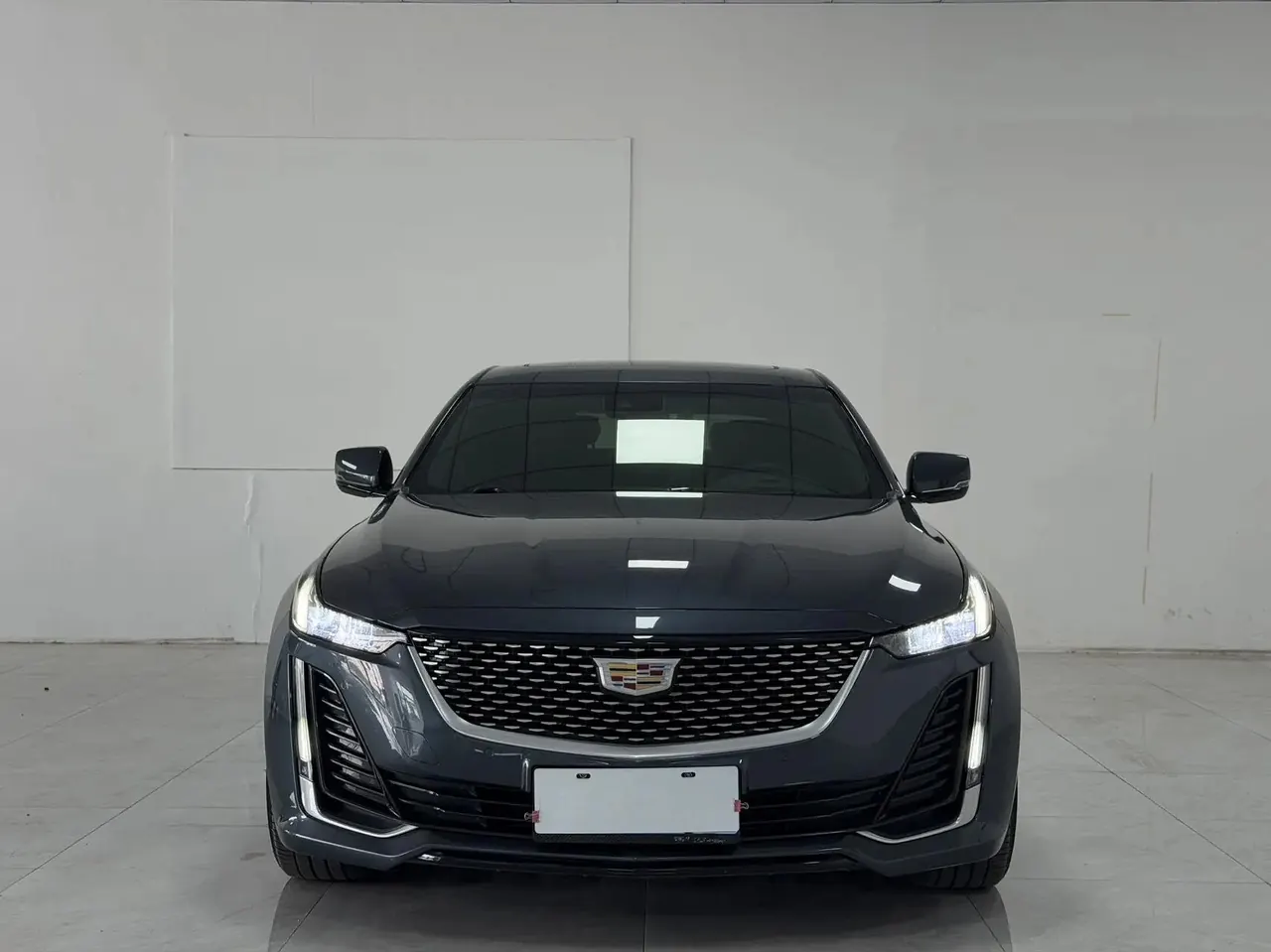 Cadillac CT5 2021 28T Luxury Model 2