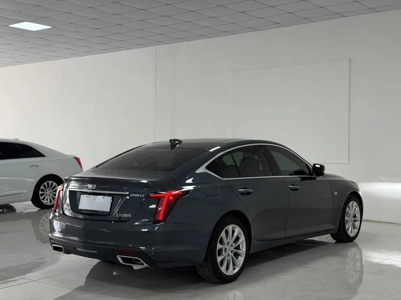 Cadillac CT5 2021 28T Luxury Model 9
