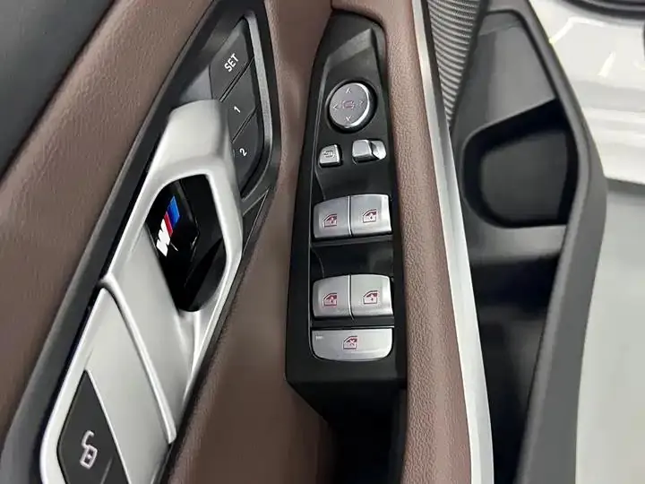 BMW 3 Series 2023 model 320Li M Sport Package 15