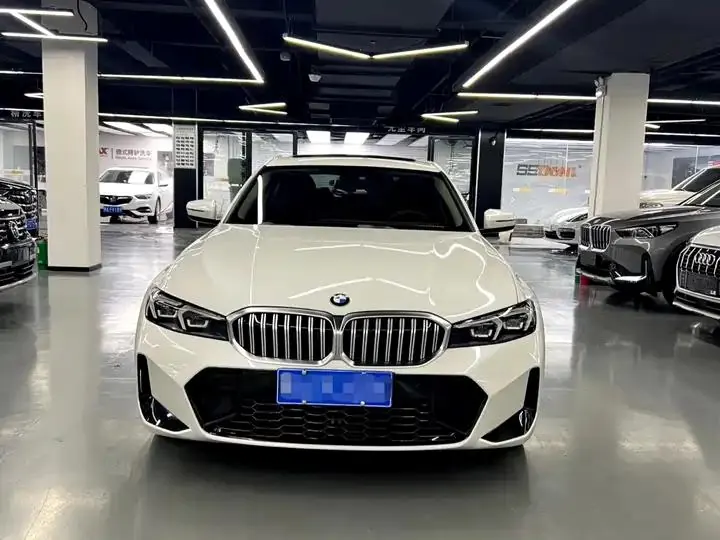 BMW 3 Series 2023 model 320Li M Sport Package 2