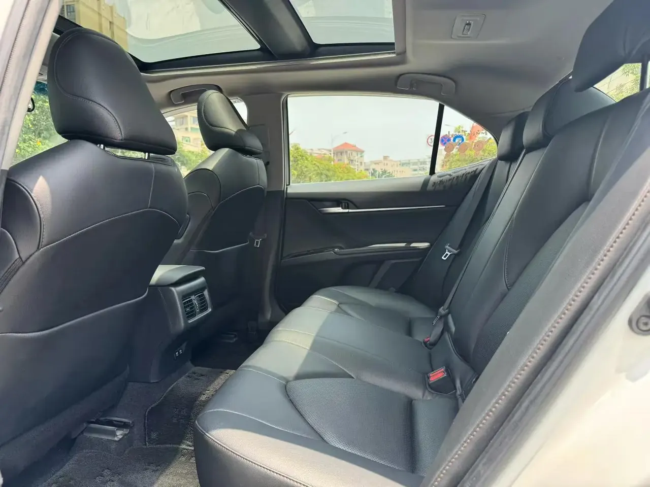 Camry 2019 facelift 2.5G Deluxe Edition 5