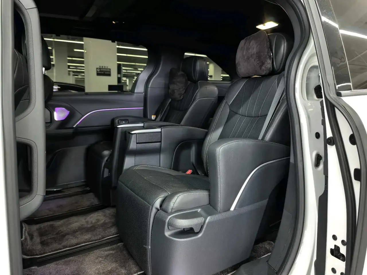 Toyota 2024 Sai 2.5 Stepless Enjoy Premium Edition Automatic Transmission 4