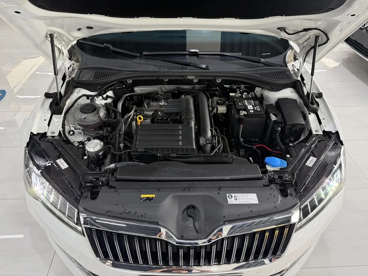 Express 2023 model change TSI280 DSG exclusive edition 14