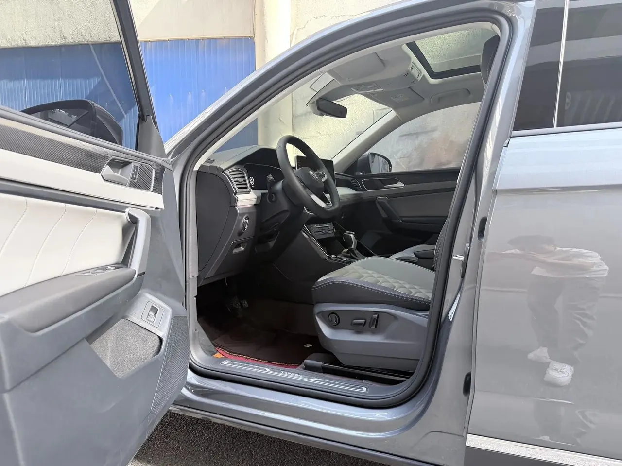 Tangyue 2023 280TSI Front-Wheel-Drive Luxury Plus Upgrade Version 2