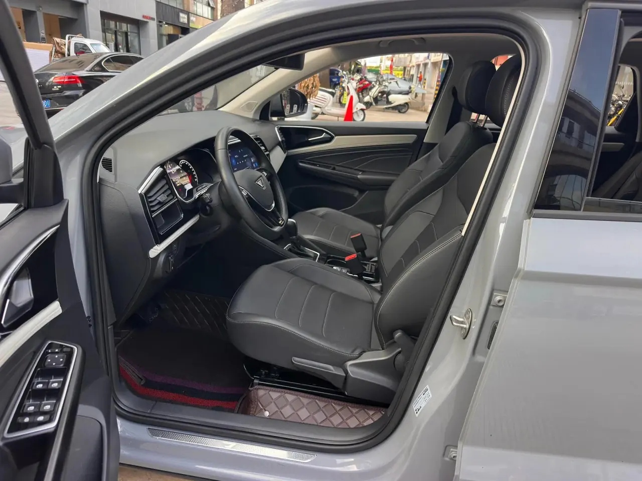 Jetta VS5 2023 280TSI automatic aggressive 4