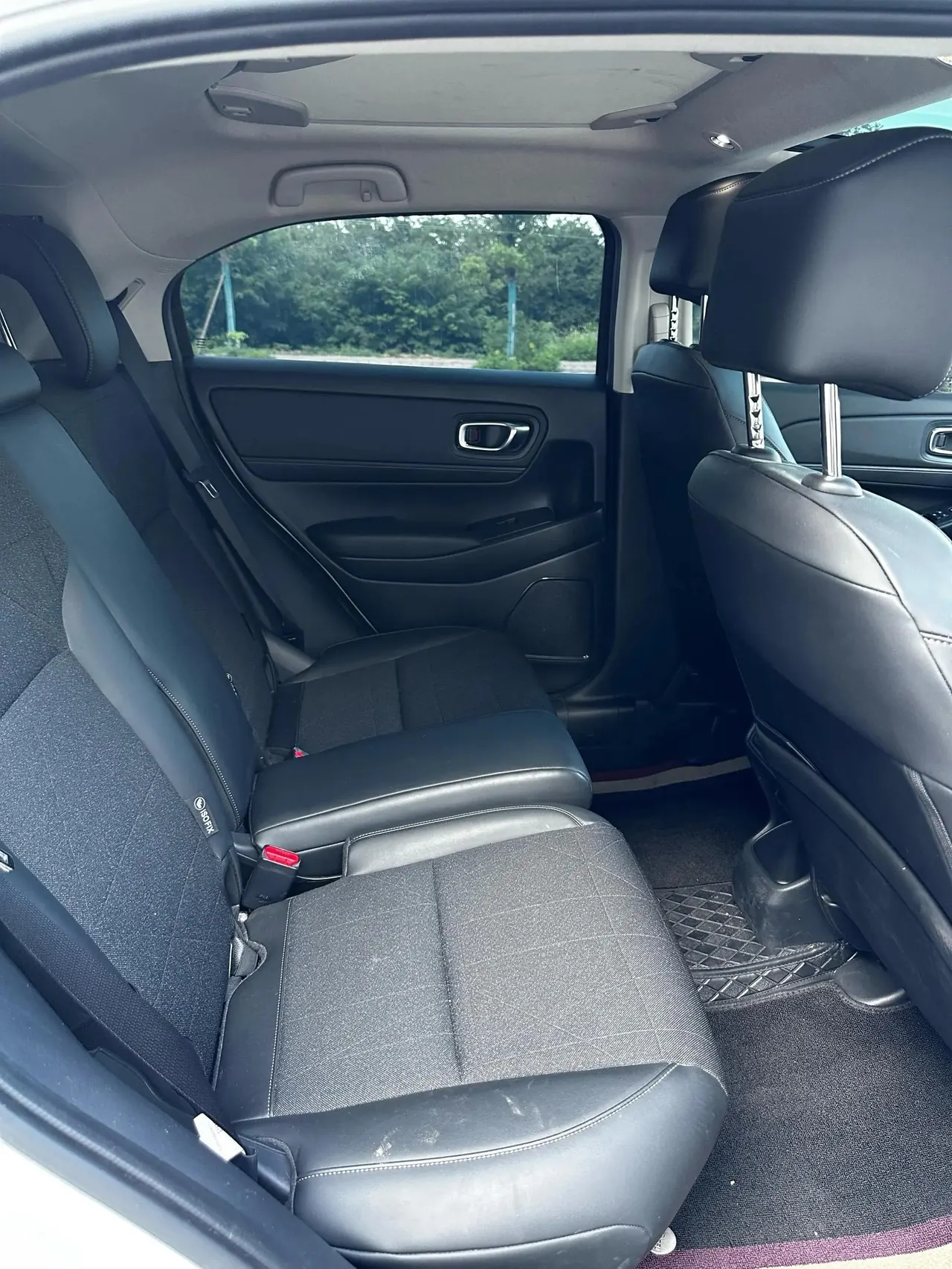 Honda 2023 Vezel 1.5 CVT Technology Edition Automatic 10
