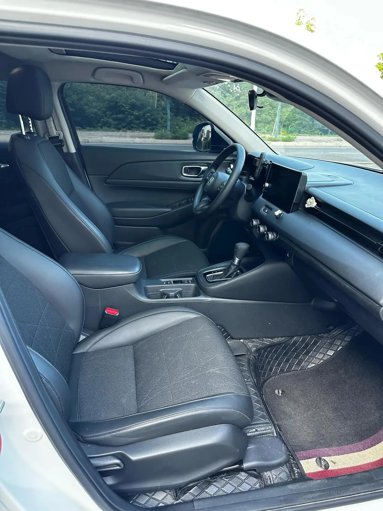 Honda 2023 Vezel 1.5 CVT Technology Edition Automatic 9