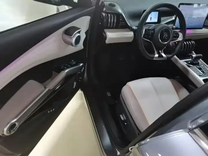 Yuan PLUS 2024 Glory Edition 510KM Exceed 16