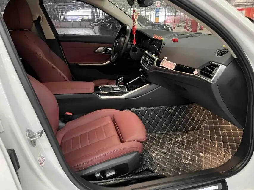 BMW 3 Series 2021 model, facelifted, 320Li M Sport Package 3