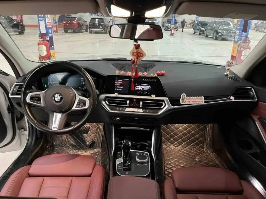 BMW 3 Series 2021 model, facelifted, 320Li M Sport Package 4