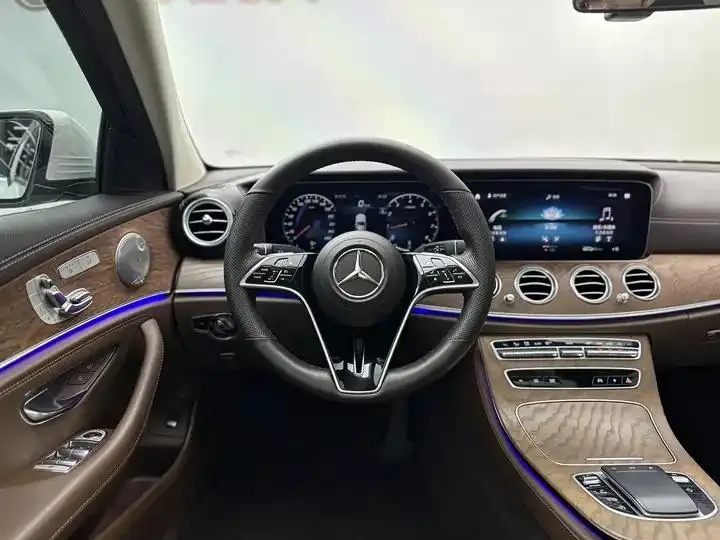 Mercedes Benz E-Class 2022 E 300 L Fashion 11