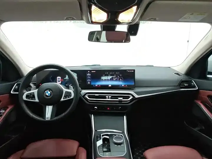 BMW 3 Series 2023 model 320Li M Sport Package 10