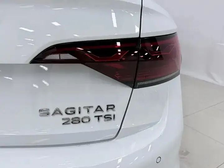 Lavida 2023 280TSI DSG Exceed Plus Edition 9