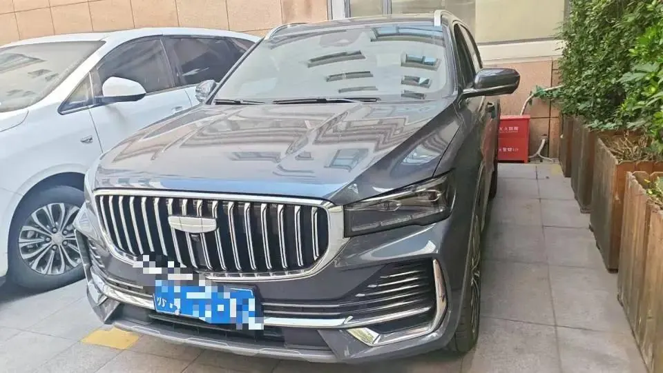 Geely 2025 XingyueL (Monjaro) 2.0TD Oriental Obsidian Star Edition Automatic Gear 2