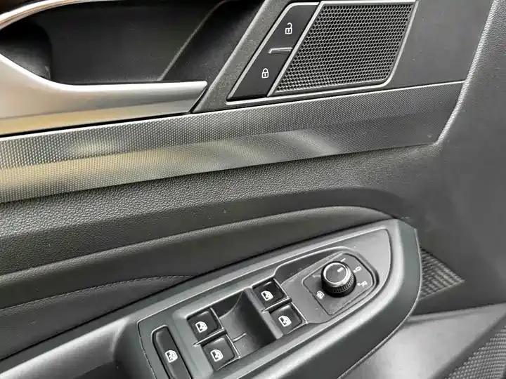 Passat New Energy 2022 430PHEV Hybrid Deluxe Edition 16