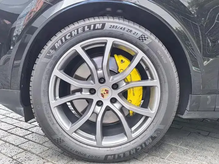 Cayenne 2023 Cayenne 3.0T 18