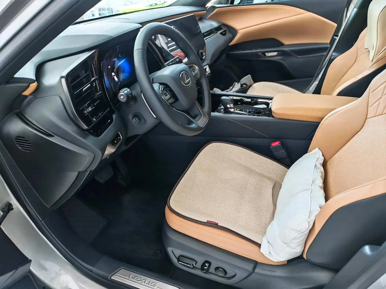 Lexus RX (Imported) 2026 RX300 2.0T Four-wheel Drive Edition Automatic Gear 2
