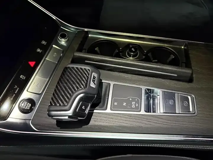 Audi A6L 2025 45 TFSI quattro Selected Dynamic Type 13