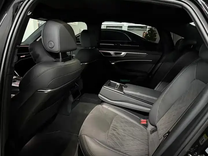 Audi A6L 2025 45 TFSI quattro Selected Dynamic Type 14