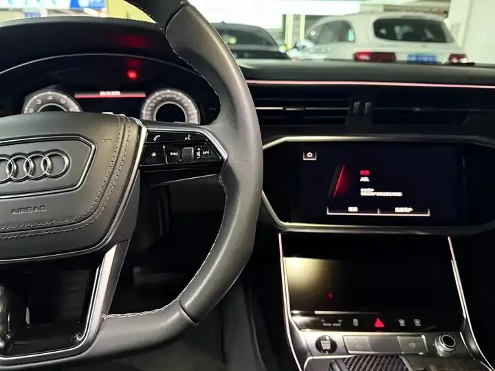 Audi A6L 2025 45 TFSI quattro Selected Dynamic Type 9