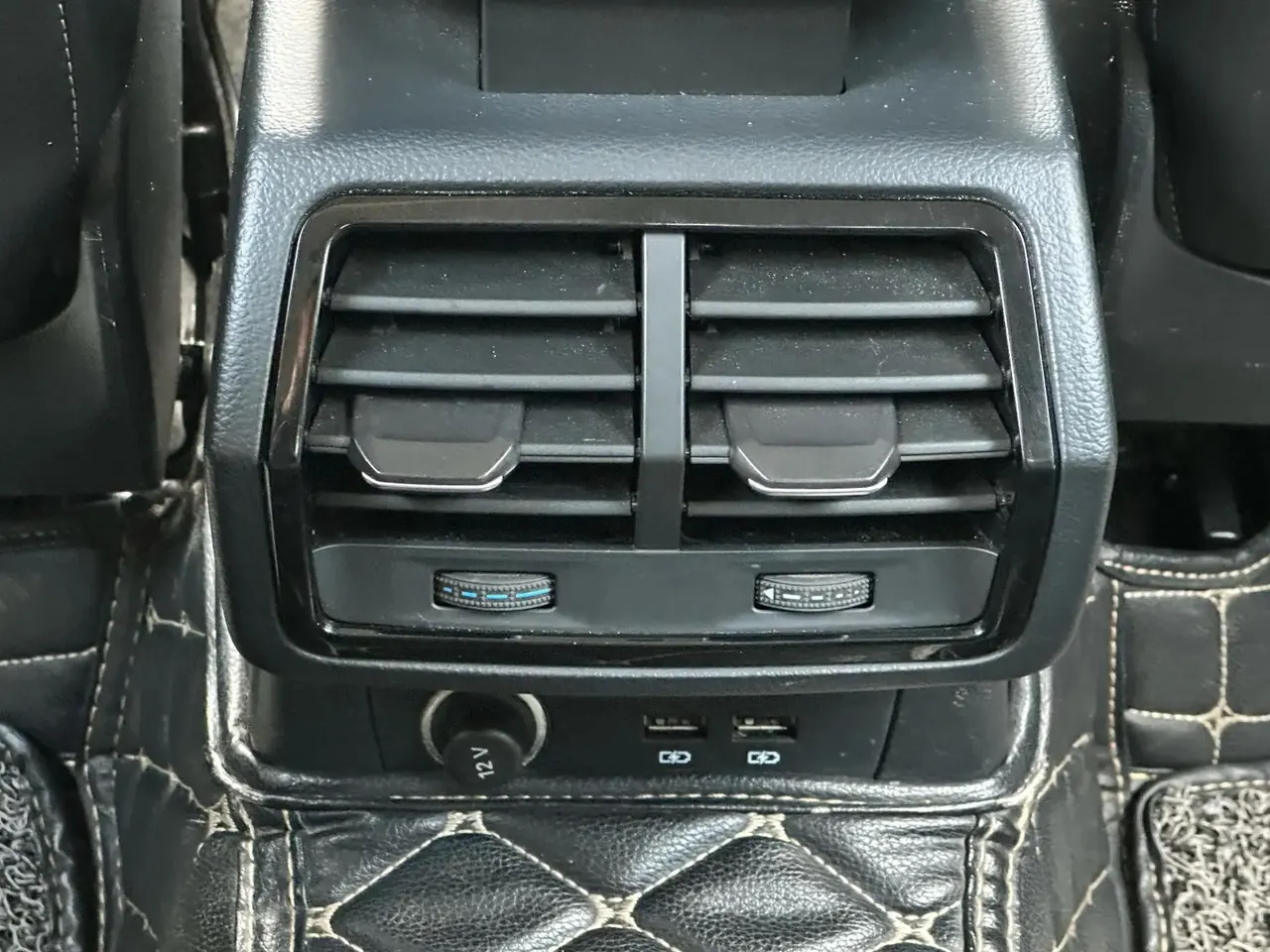 Audi Q3 2019 35 TFSI Fashion Dynamic 9