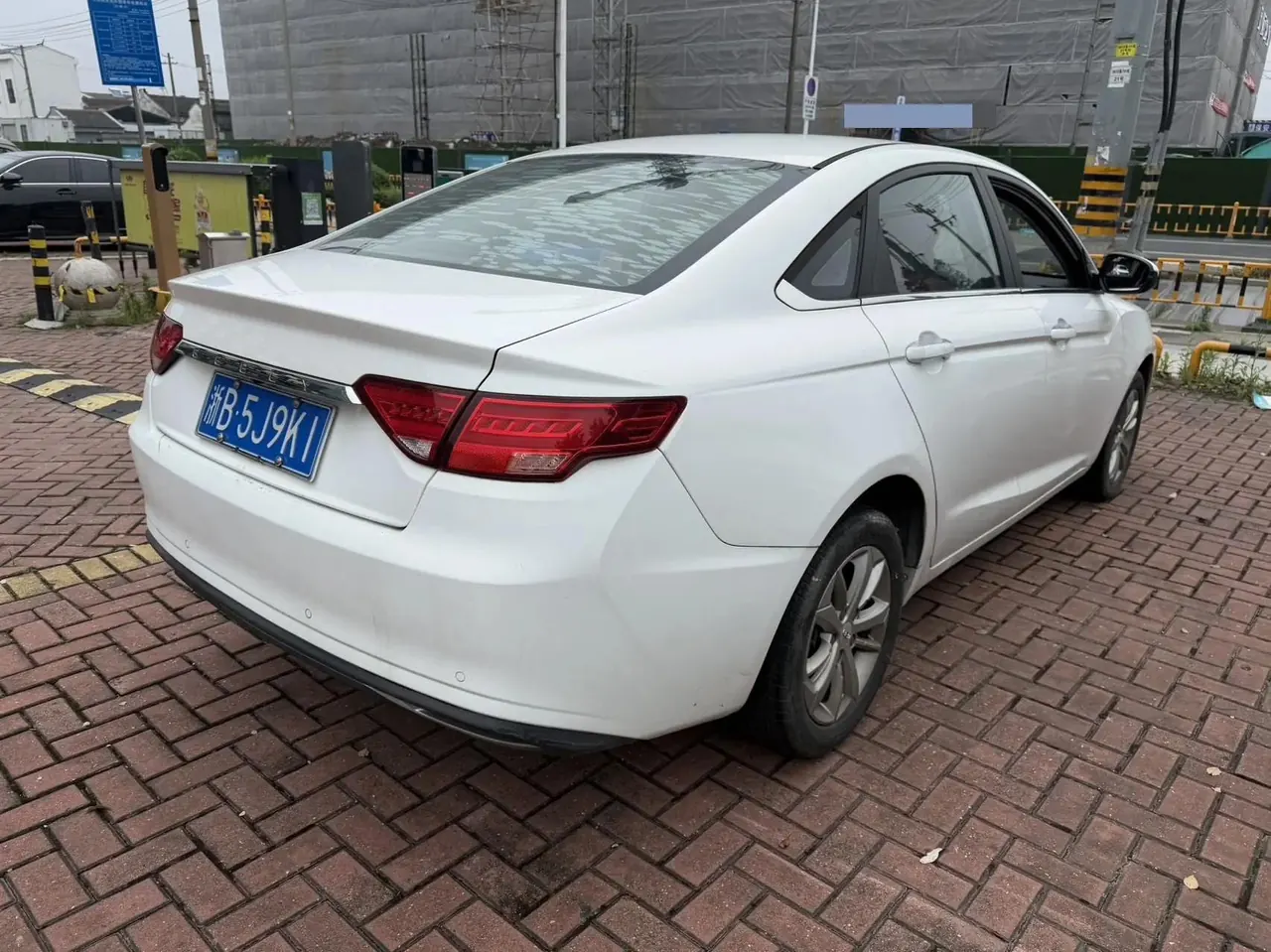 Emgrand GL 2020 1.4T CVT Asian Games 6