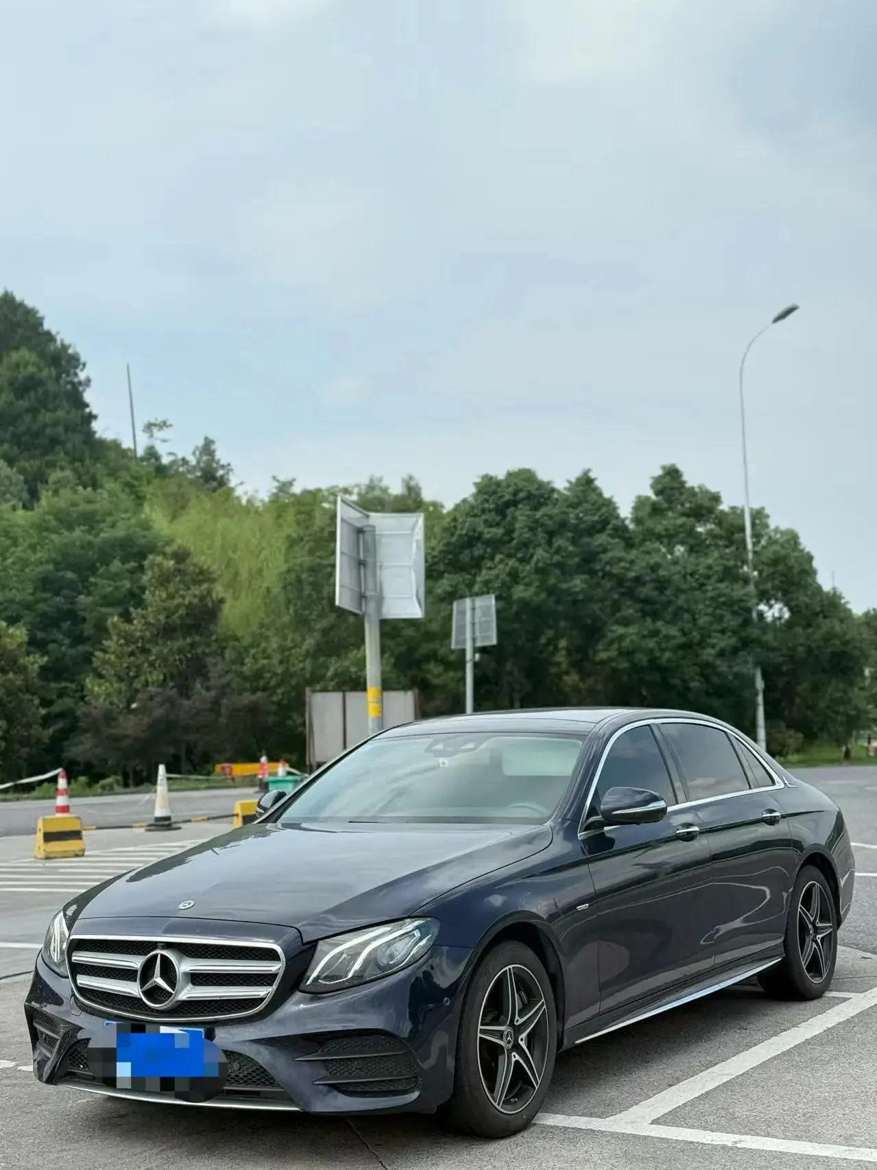 Mercedes Benz E-Class 2020 to E 300 L Sports Special Edition - View 1
