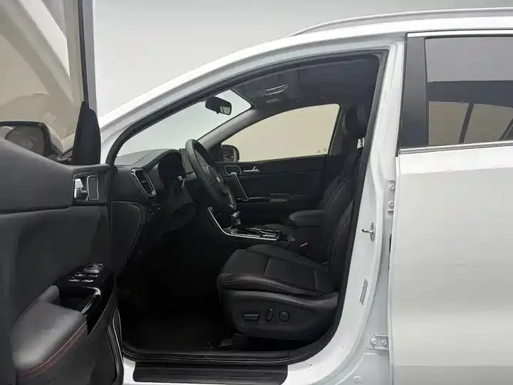 Kia KX5 2019 2.0L Automatic Two-Drive Comfort Edition 12