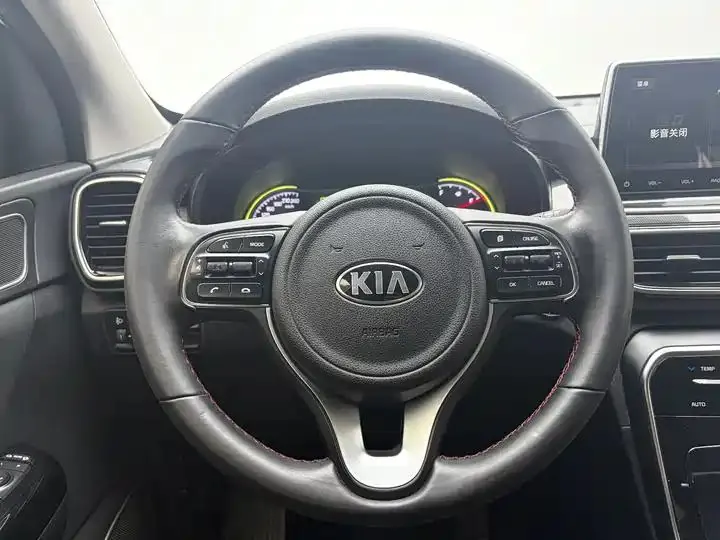 Kia KX5 2019 2.0L Automatic Two-Drive Comfort Edition 15