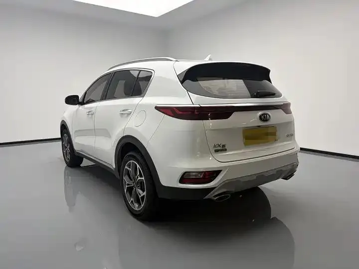 Kia KX5 2019 2.0L Automatic Two-Drive Comfort Edition 6