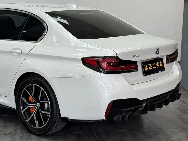 BMW 5 Series 2022 525Li M Sports Suit 17