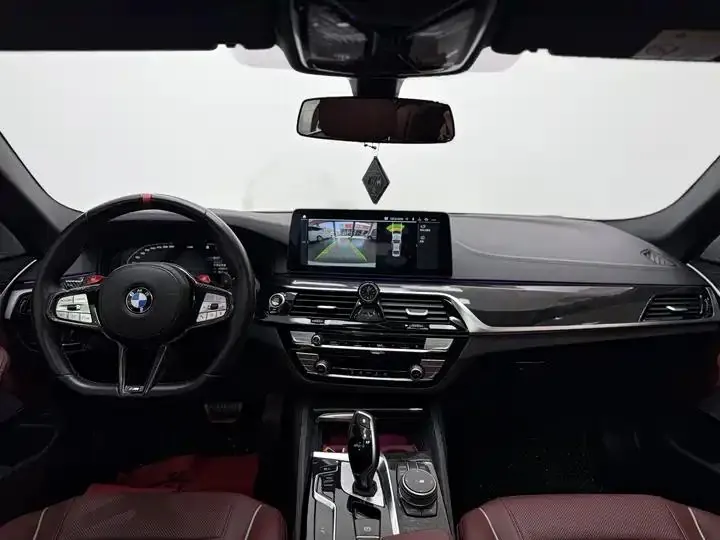 BMW 5 Series 2022 525Li M Sports Suit 5