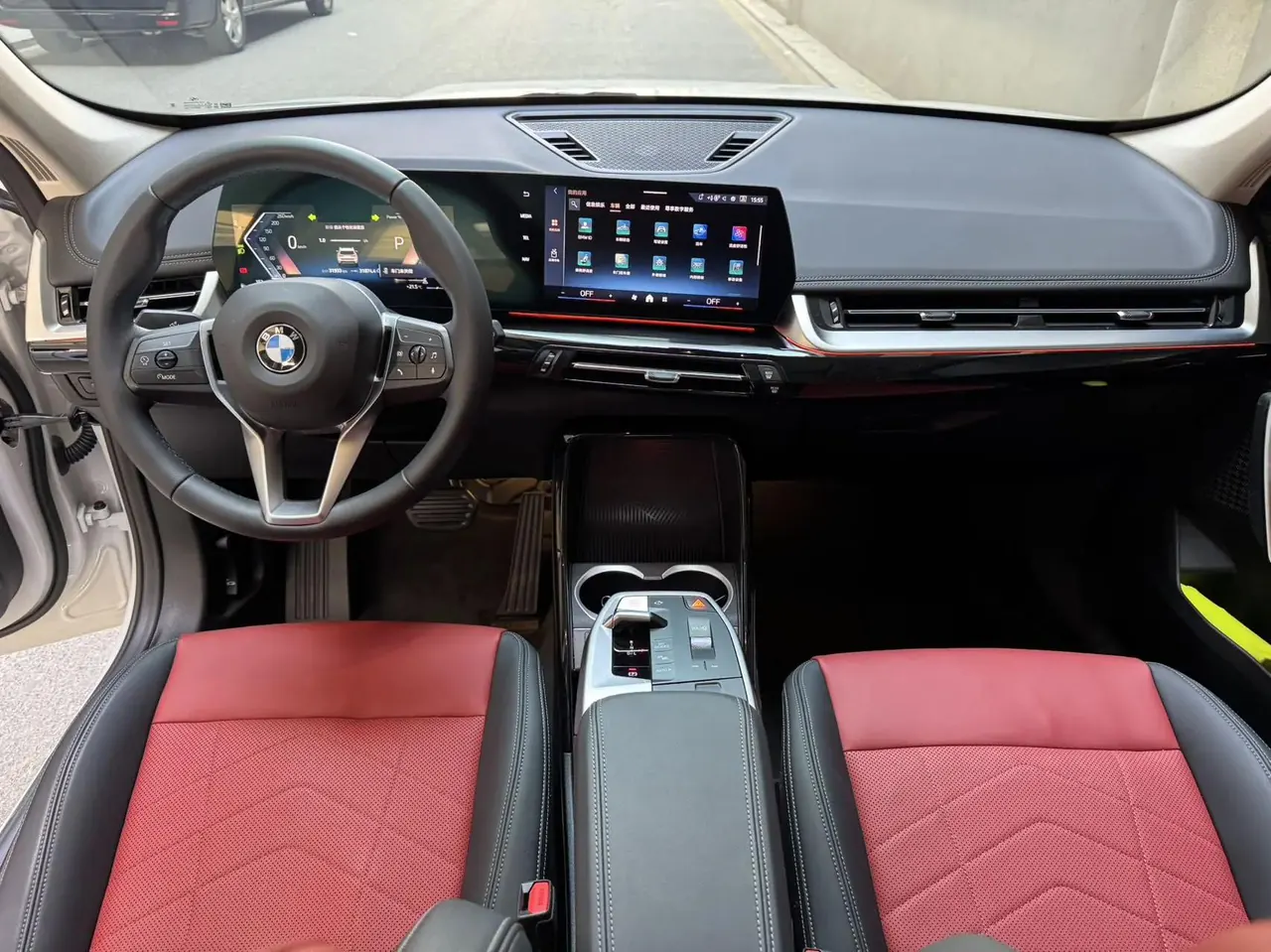 BMW 2023 X1 sDrive20Li 1.5T, Design Package, Automatic Transmission 7