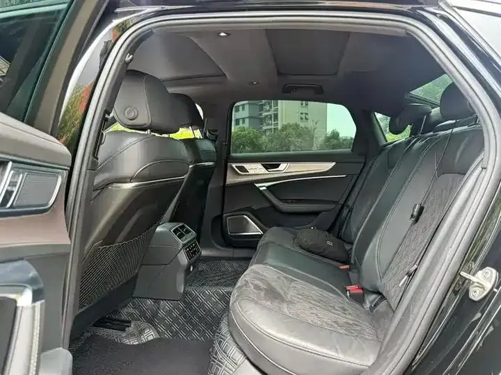 Audi A6L 2022 55 TFSI quattro Enjoy Dynamic 6