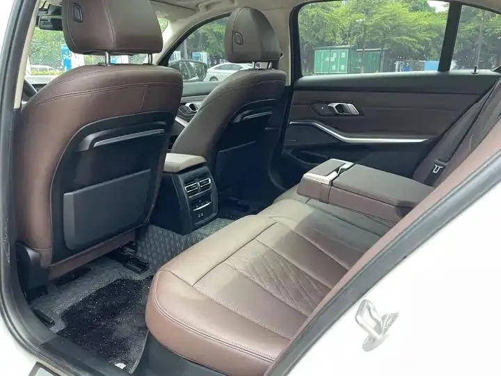 BMW 3 Series 2022 model 325Li M Sport Shadowline Package 18