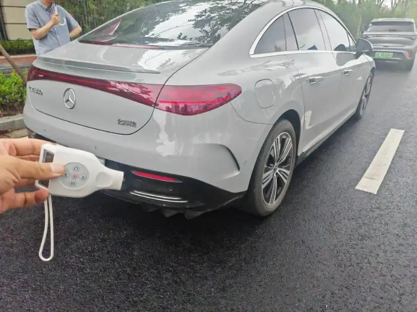Mercedes Benz EQE 2022 350 Deluxe Edition 5