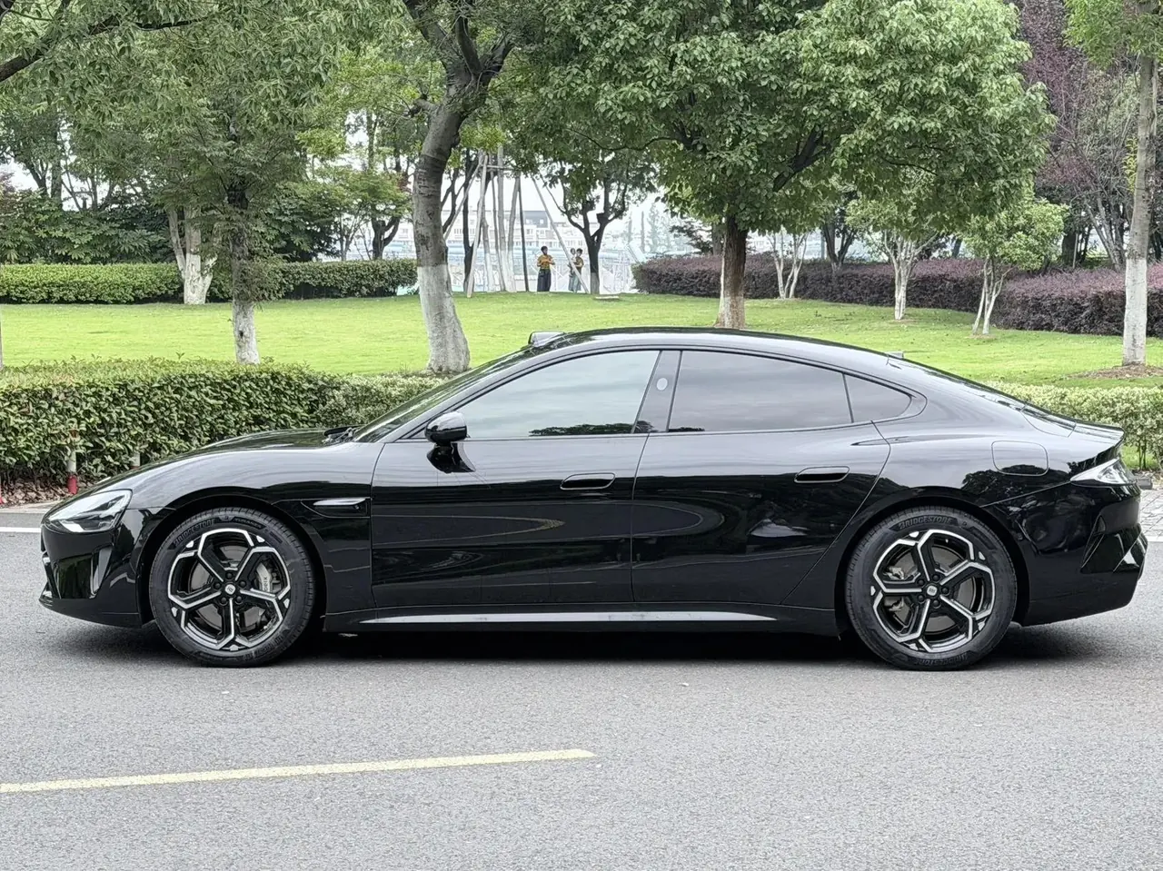 MI 2026 SU7 Standard Edition Automatic Gear 4