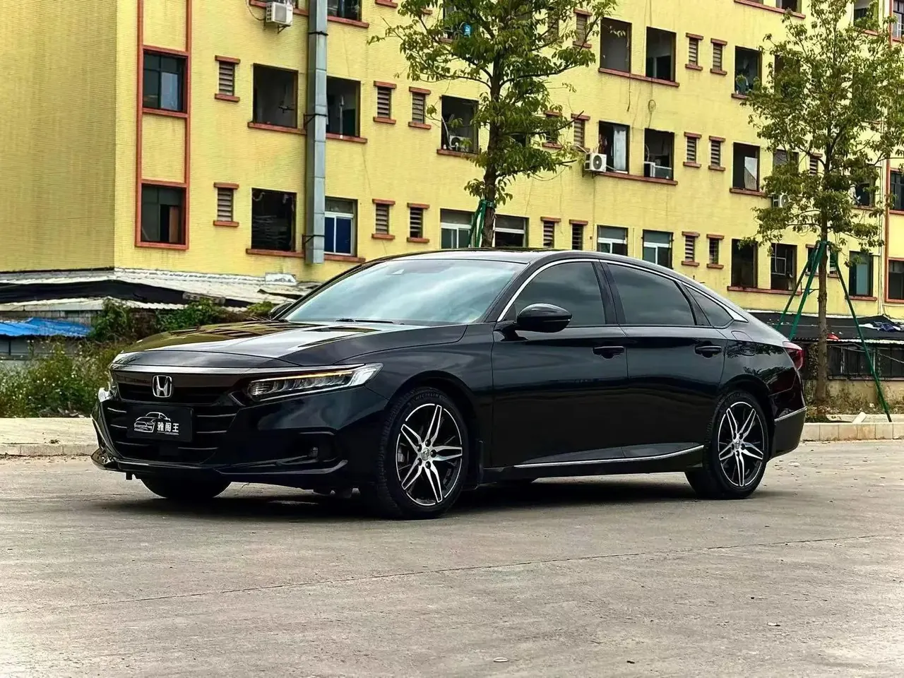 Open image lightbox: Accord 2022 260TURBO Magic Night Premium Edition