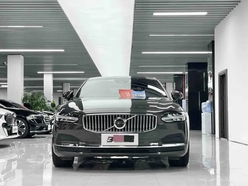 Volvo S90 2023 B5 Zhiyuan Deluxe Edition 2